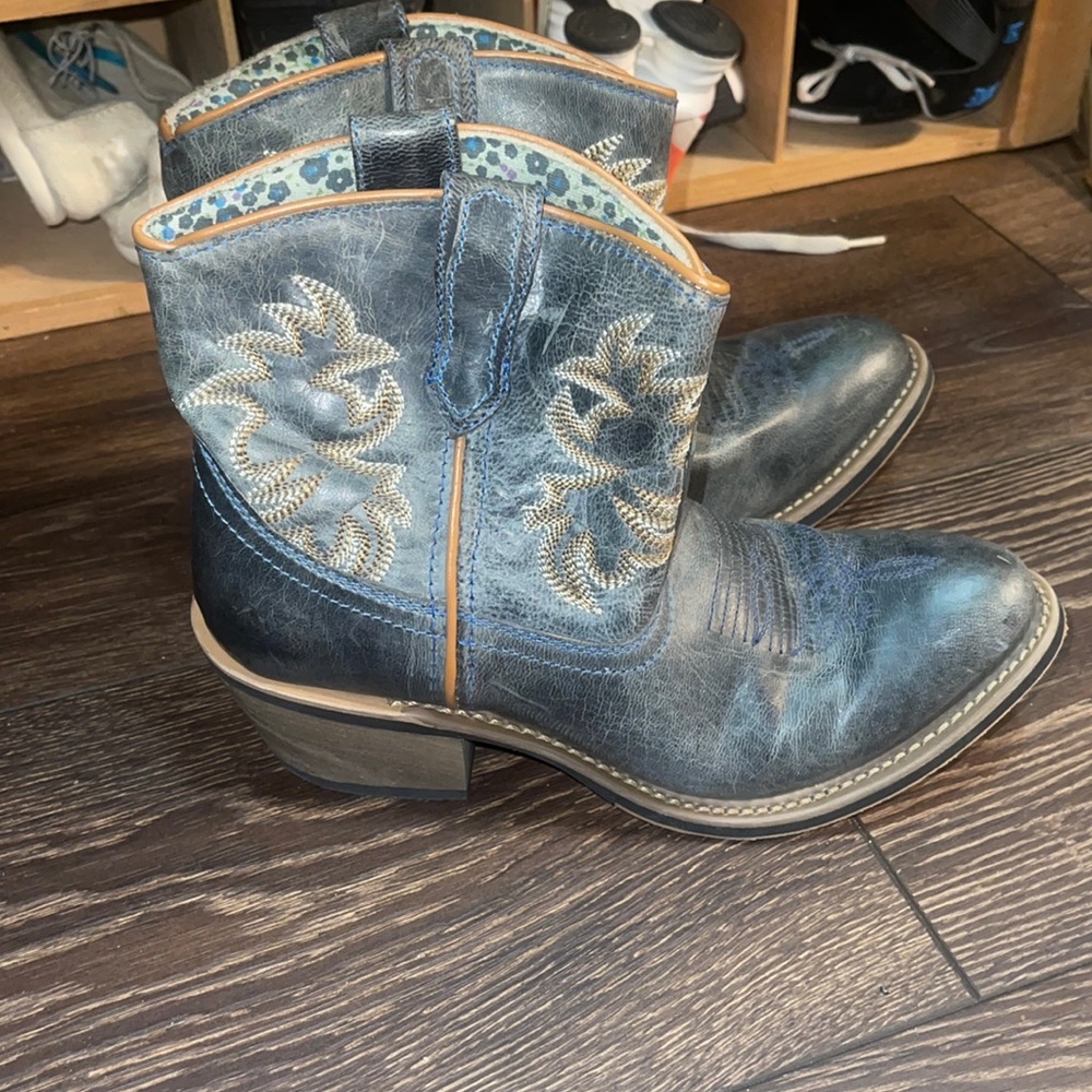 COPY - Leather Laredo mini heeled booties